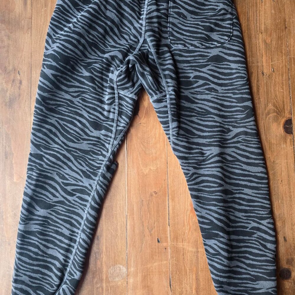 Nsf Destroyed Zebra Jogger ! Nwot's! Size Small - image 2